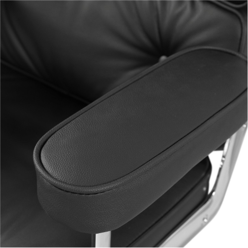 Eames Style Lob­by Chair