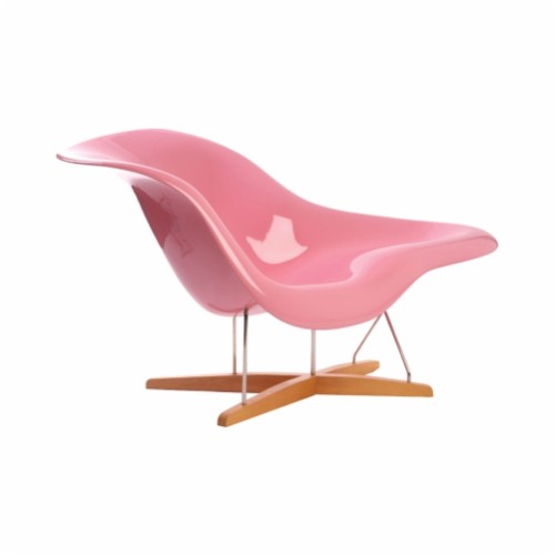 Eames La Chaise